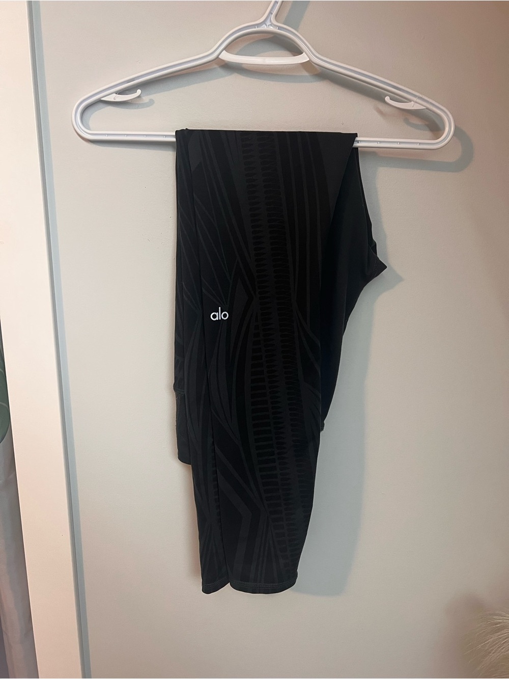 ALO Yoga Black Geometric-Print Leggings